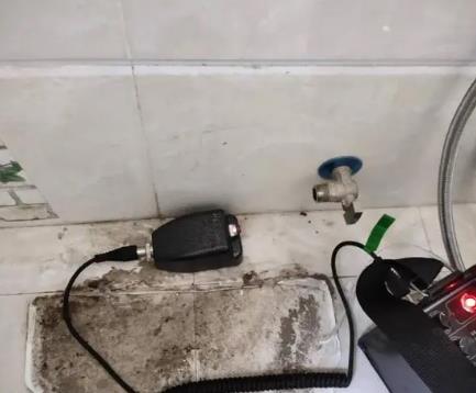 翁牛特屋顶漏水维修公司分享下卫生间漏水的危害及解决方法